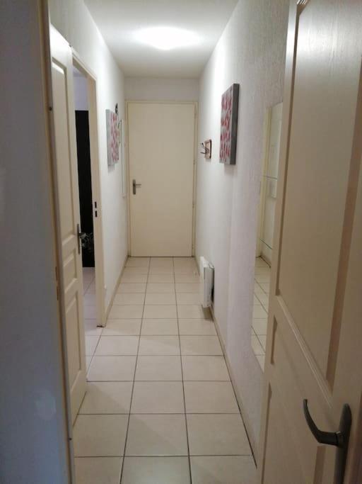 Le Soleil D Eugenie Appartement Dans Residence Avec Piscine Commune Pres De Carcassonne Olonzac Zewnętrze zdjęcie