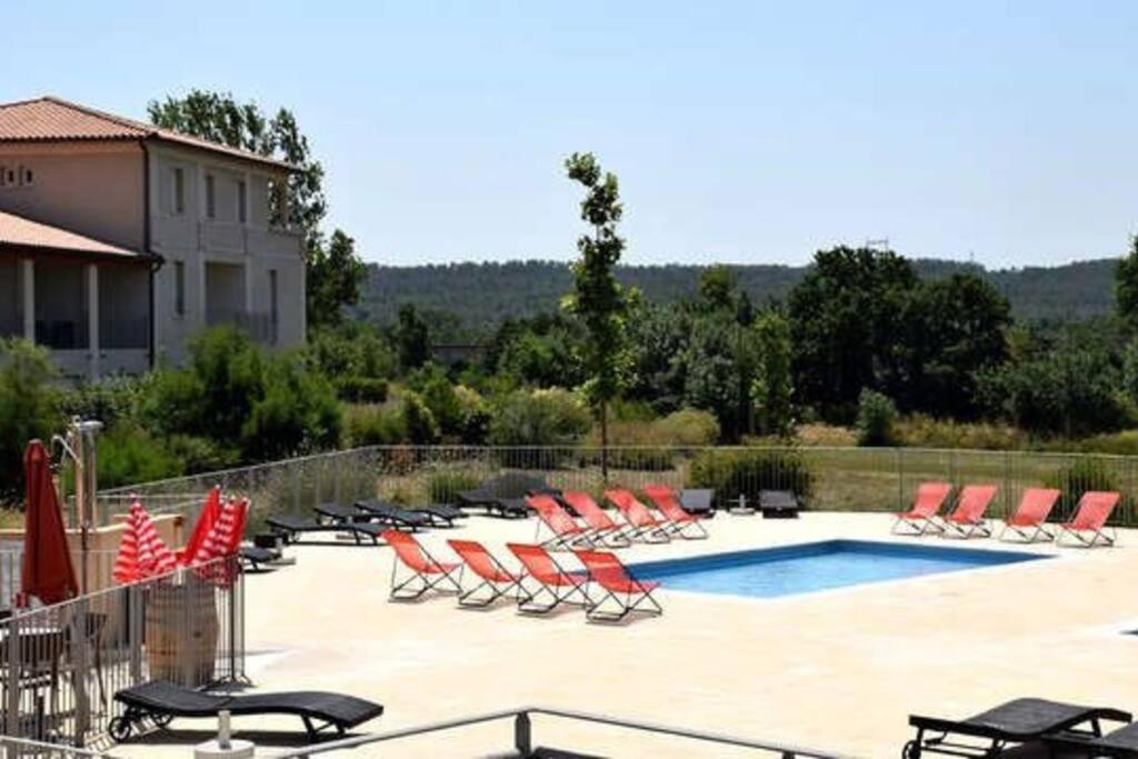 Le Soleil D Eugenie Appartement Dans Residence Avec Piscine Commune Pres De Carcassonne Olonzac Zewnętrze zdjęcie