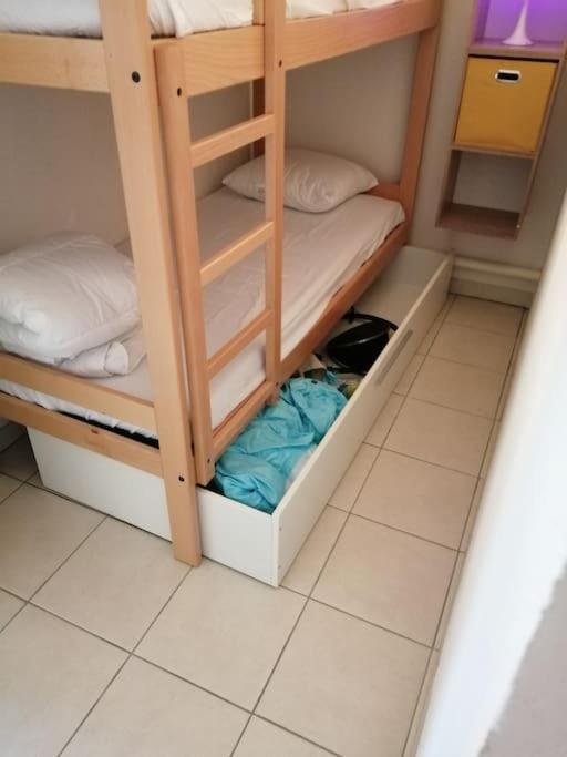 Le Soleil D Eugenie Appartement Dans Residence Avec Piscine Commune Pres De Carcassonne Olonzac Zewnętrze zdjęcie