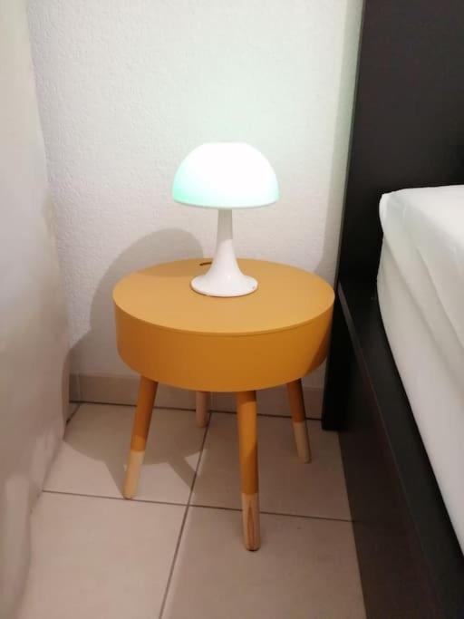 Le Soleil D Eugenie Appartement Dans Residence Avec Piscine Commune Pres De Carcassonne Olonzac Zewnętrze zdjęcie